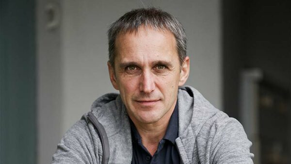 Wanderweinprobe in den Roßbacher Weinbergen